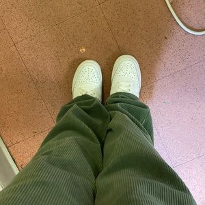 Meet your Posher, Akili